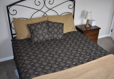 GETTYSBURG BLACK/TAN TWIN BED COVER